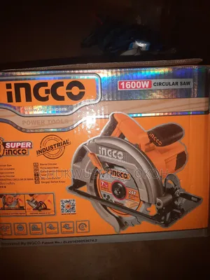 7 1/4 in Circular Saw