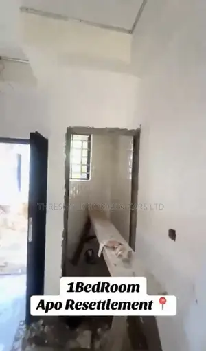 1bdrm Block of Flats in Apo Resettlement for rent