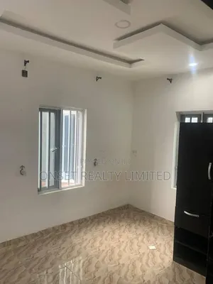 2bdrm Block of Flats in Bashorun Estate, Sangotedo for rent