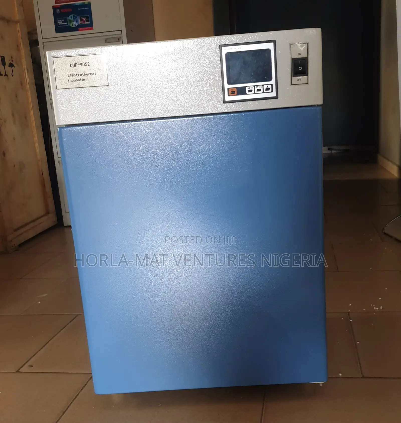 Electhermal Incubator