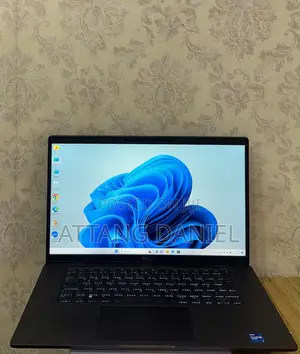 Laptop Dell Latitude 7520 16GB Intel Core i7 SSD 512GB