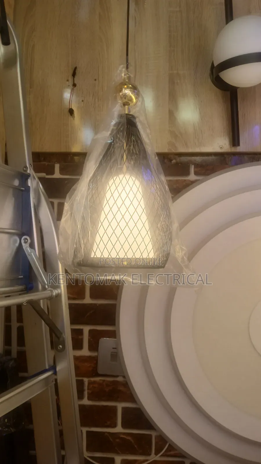 Drop Light