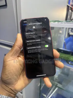 Apple iPhone XR 64 GB Red