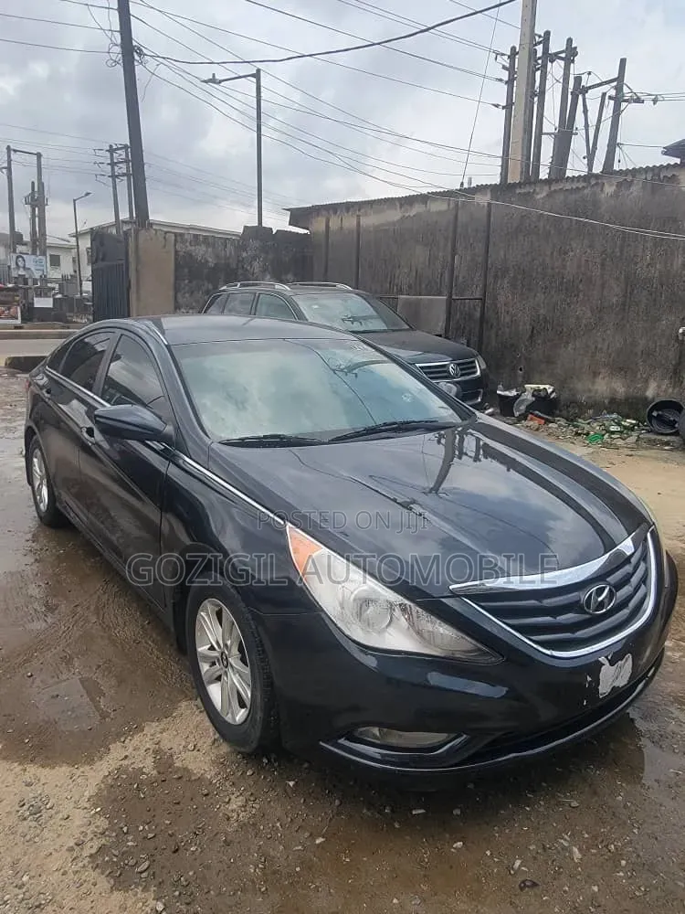 Hyundai Sonata 2013 Black
