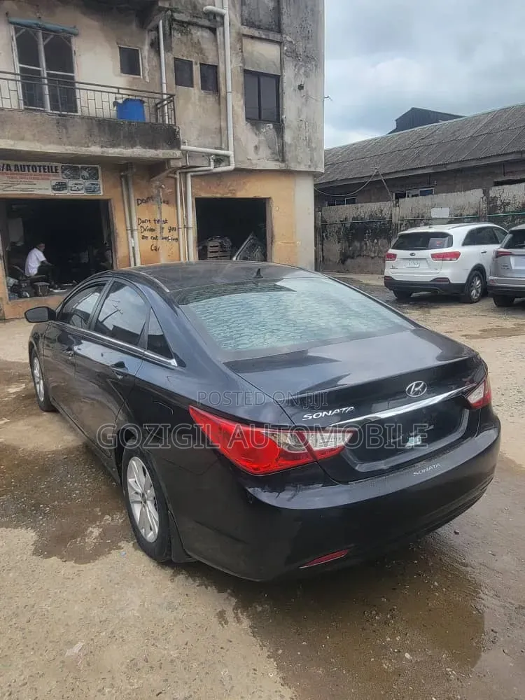 Hyundai Sonata 2013 Black