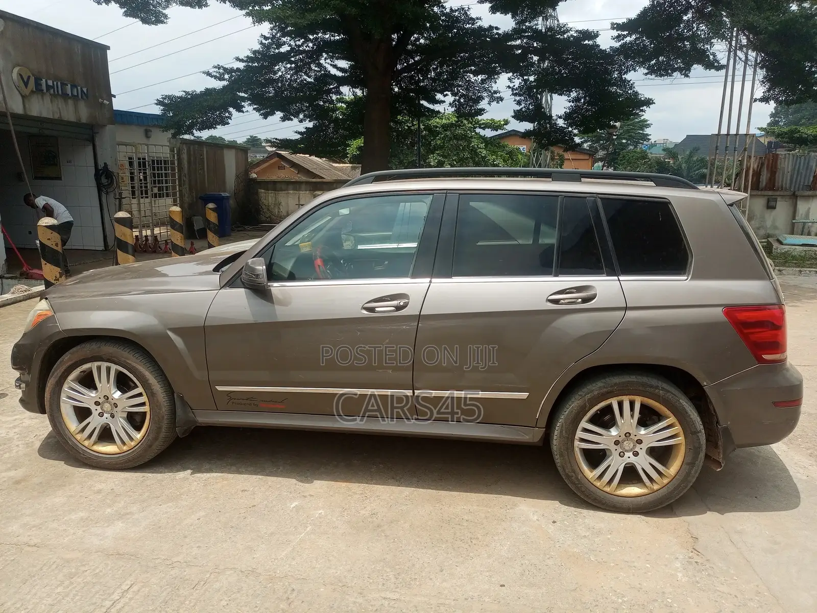Mercedes-Benz GLK-Class 2013 Brown
