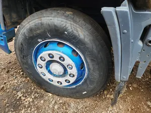 6 Tyres Daf Truck