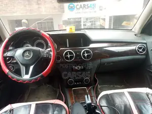 Mercedes-Benz GLK-Class 2013 Brown