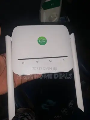 Glo 4G Router . Type C Charger. Price Is LAST NON NEGOTI