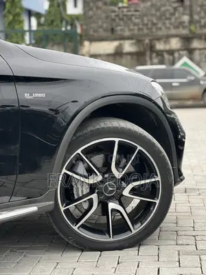 Mercedes-Benz GLC-Class 2017 Black