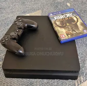 Ps 4 and Controller