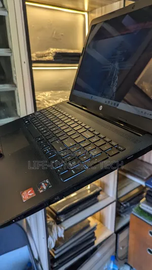 Laptop HP 15 8GB AMD Ryzen 3 SSD 128GB