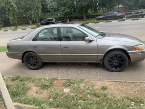 Toyota Camry 2002 Gray