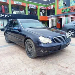 Mercedes-Benz C240 2003 Red