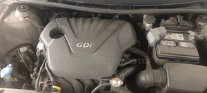 Hyundai Accent 2015 Burgundy