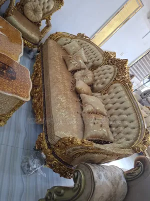Imported Royal Sofa Chair .