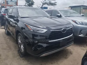 Toyota Highlander 2021 Black