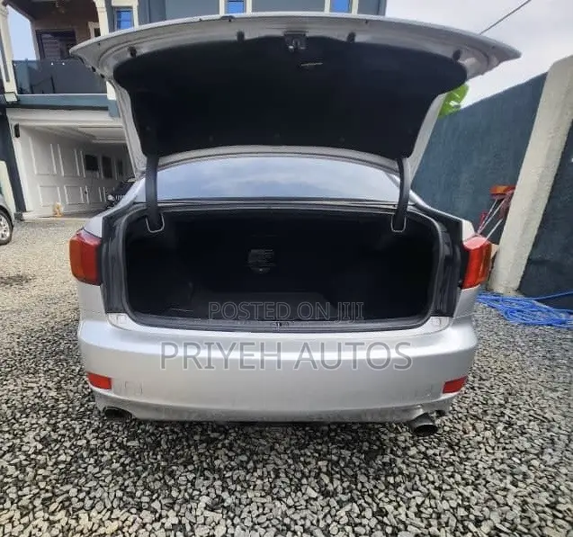 Lexus IS 250 2009 Silver