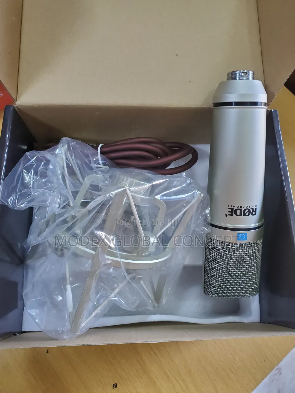 RODE Studio Condenser Dynamic Microphone