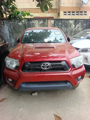 Toyota Tundra 2015 Red