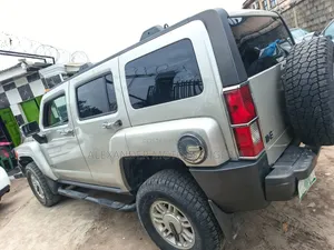 Hummer H3 2008 Silver