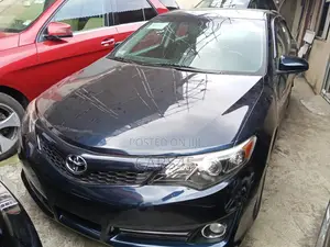 Toyota Camry 2014 Gray