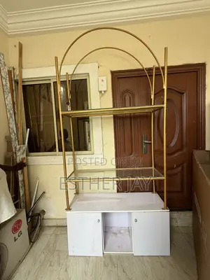 Display for Hair