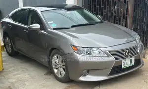 Lexus ES 2013 Green