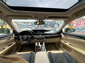 Lexus ES 2013 Green
