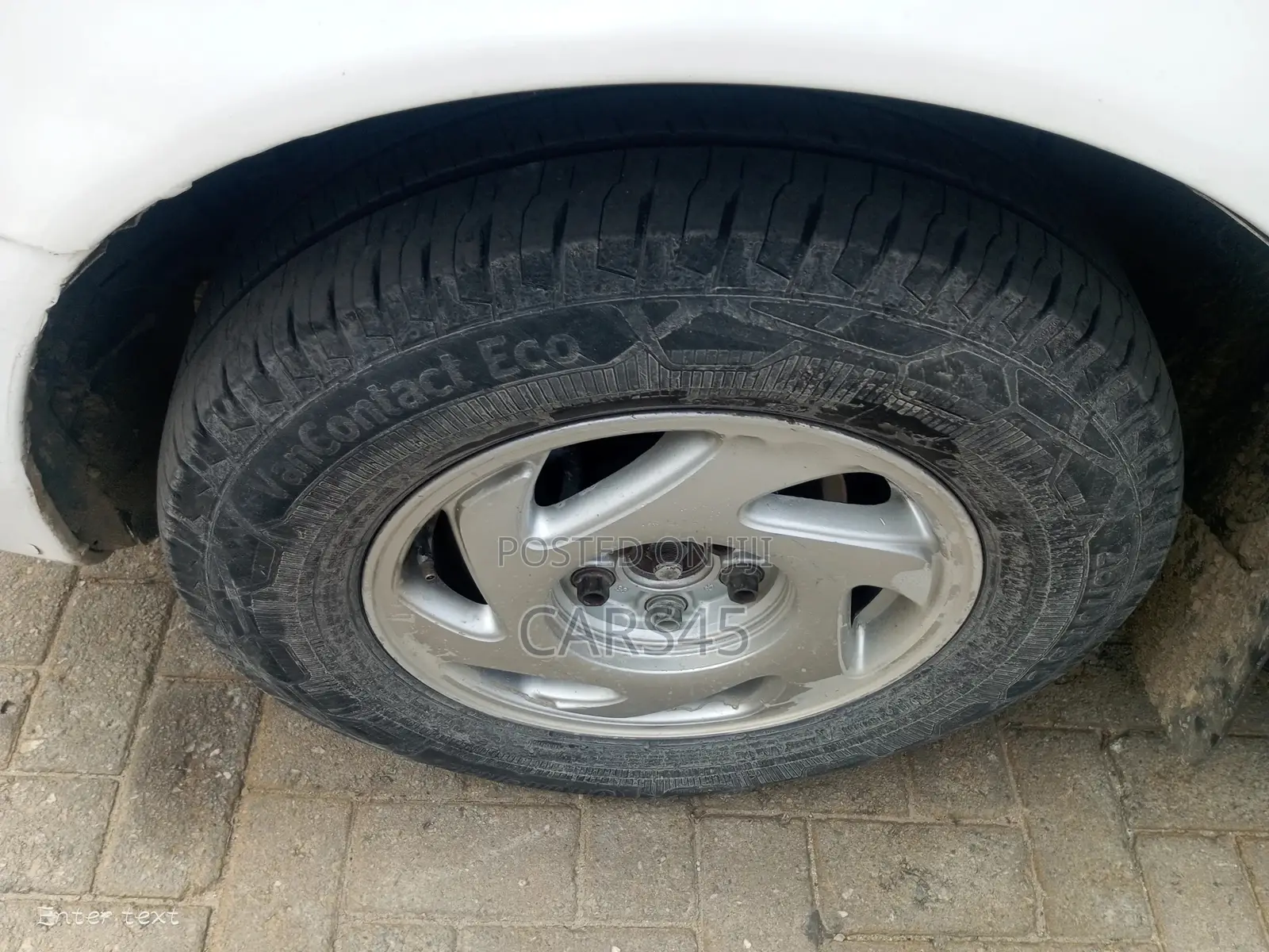 Toyota Sienna 2000 White