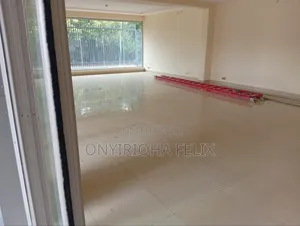 75sqm Shop/Office