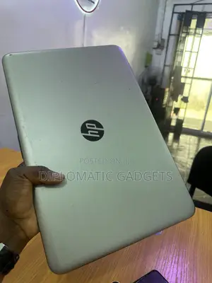 Laptop HP 15 8GB Intel Core i3 HDD 1T