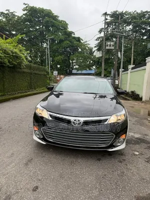 Toyota Avalon Limited 4dr Sedan (3.5L 6cyl 6A) 2015 Gray