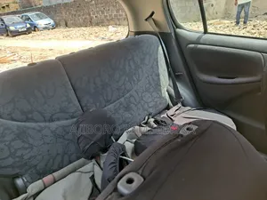 Toyota Yaris 2003 Silver