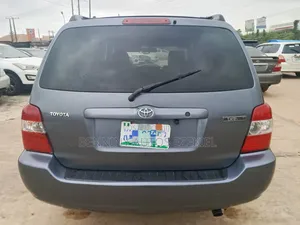 Toyota Highlander 2005 Blue