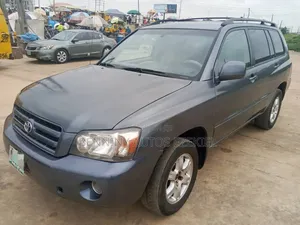 Toyota Highlander 2005 Blue