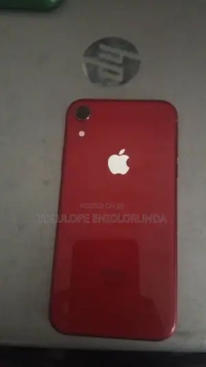 Apple iPhone XR 64 GB Red