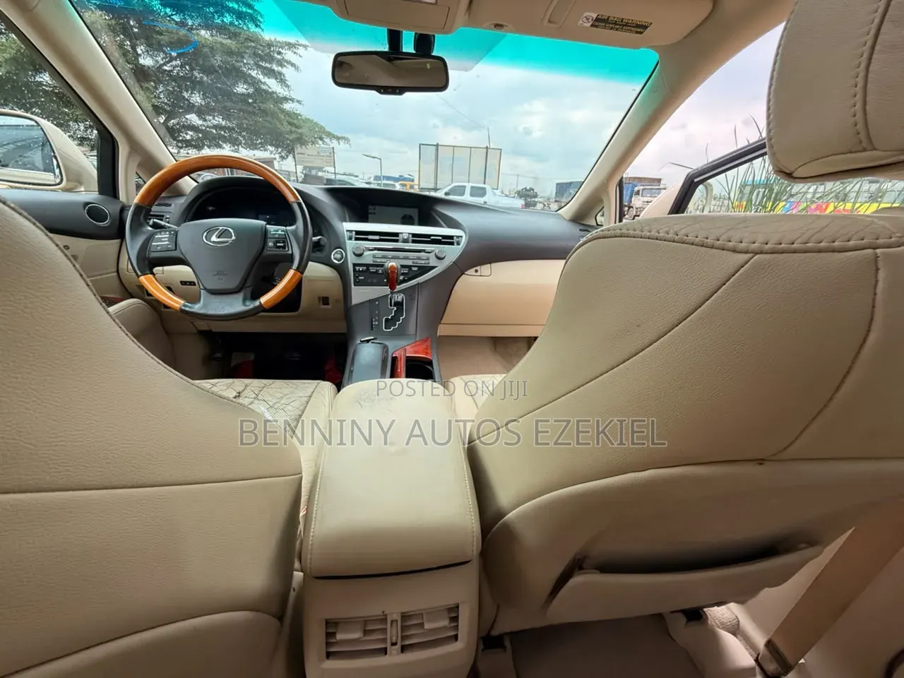 Lexus RX 2010 Gold