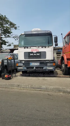 Clean Foreign Used Man Truck 18. 264 Cap and Chassis