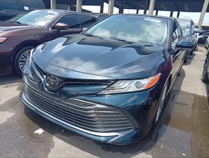 Toyota Camry 2020 Blue