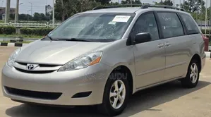 Toyota Sienna 2006 Silver