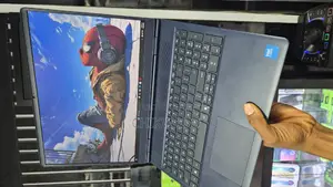 New Laptop Alienware 16 Aurora 16GB Intel Core 7 SSD 1T