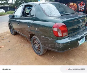 Toyota Echo 2002 Green
