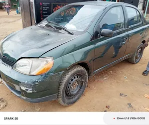 Toyota Echo 2002 Green
