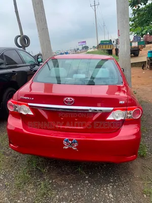Toyota Corolla 2013 Red