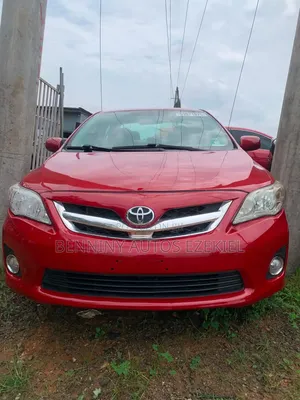 Toyota Corolla 2013 Red