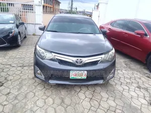 Toyota Camry 2012 Gray