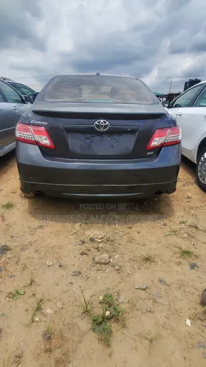 Toyota Camry 2010 Gray