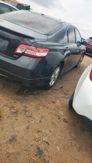Toyota Camry 2010 Gray