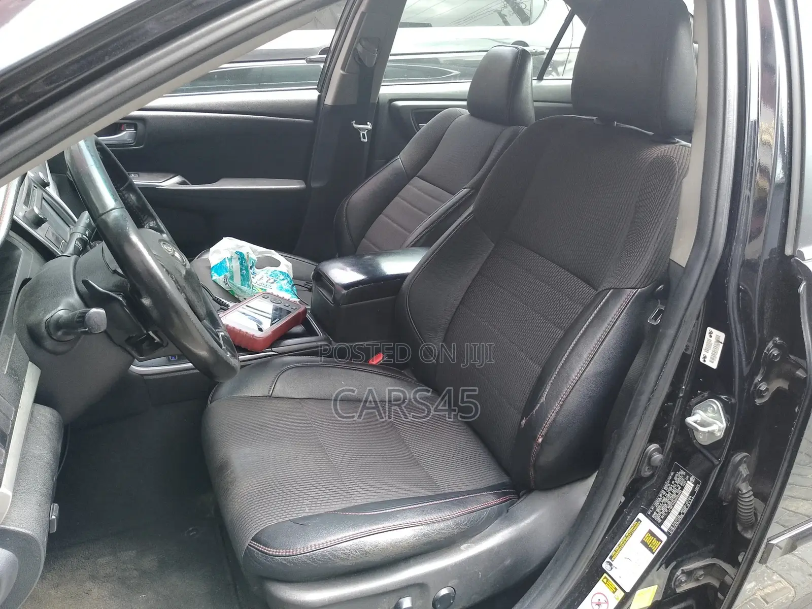 Toyota Camry 2016 Black